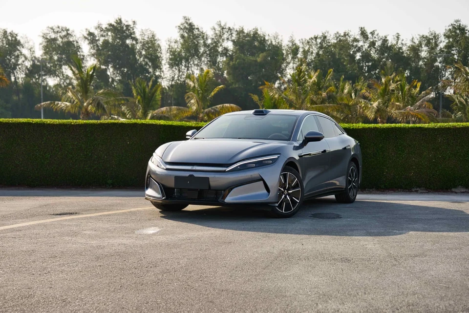 بي واي دي هان L 2025 فضي - صورة 25