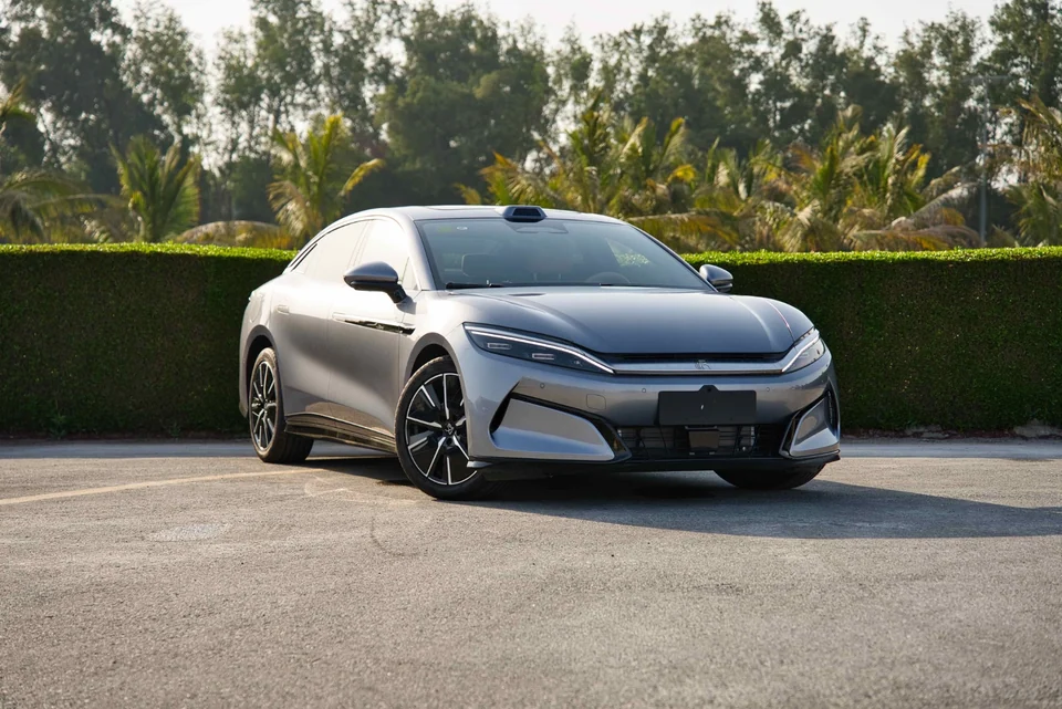 بي واي دي هان L 2025 فضي - صورة 27