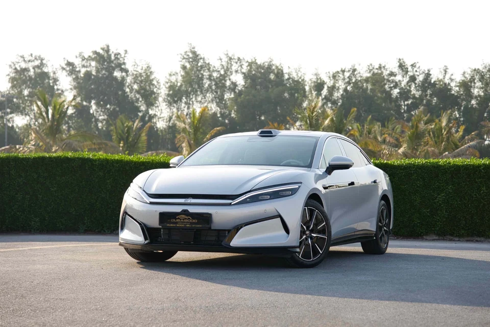 بي واي دي هان L 2025 فضي - صورة 44