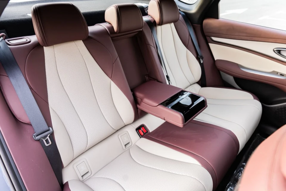 BYD Seal 07 DM-i 2026 – Premium Hybrid Sedan 2026 Dubai 2000 Cars
